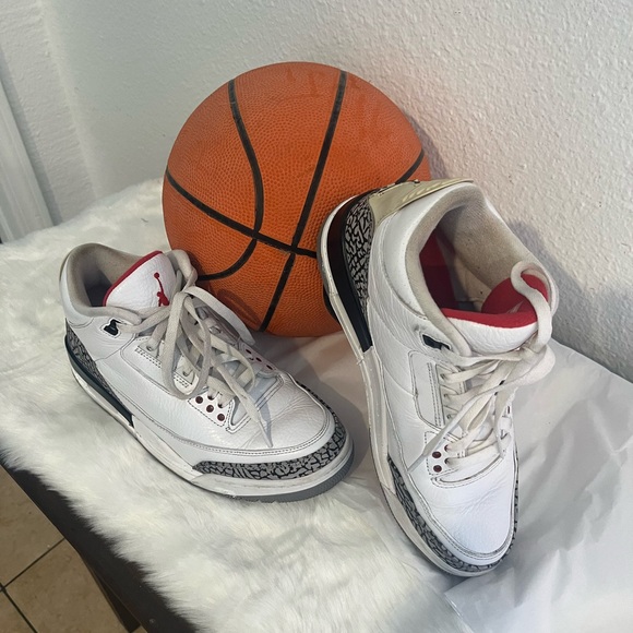 Jordan Shoes - Jordan White and Black Athletic Shoes